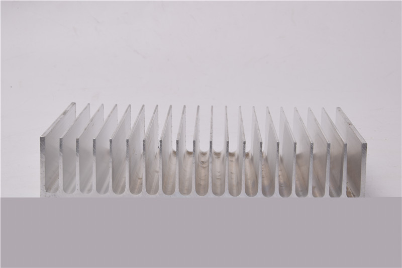 電子散熱器的排熱構(gòu)件怎么各自解決？